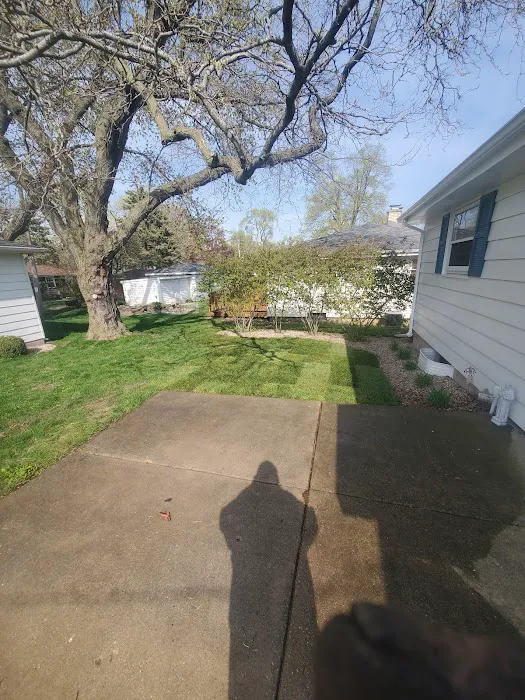 Schnucks Property Maintenance LLC Picture 4