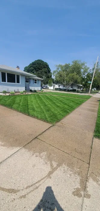 Schnucks Property Maintenance LLC Picture 1