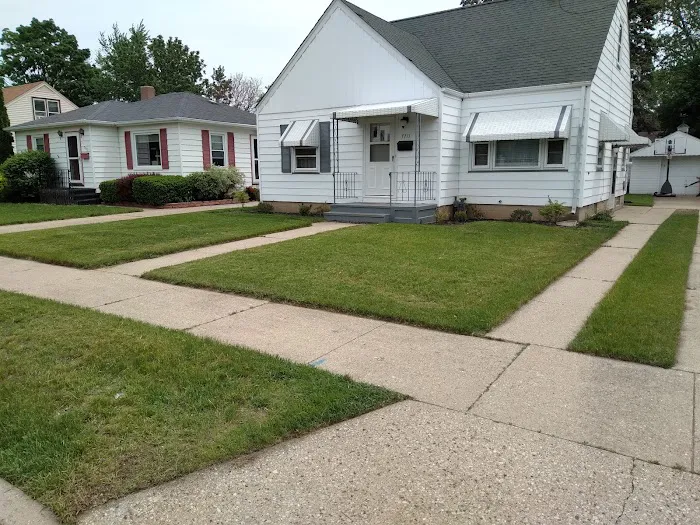 The Yard Guy LLC Picture 2