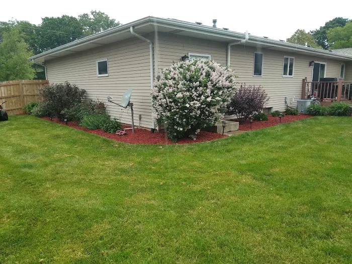 The Yard Guy LLC Picture 3