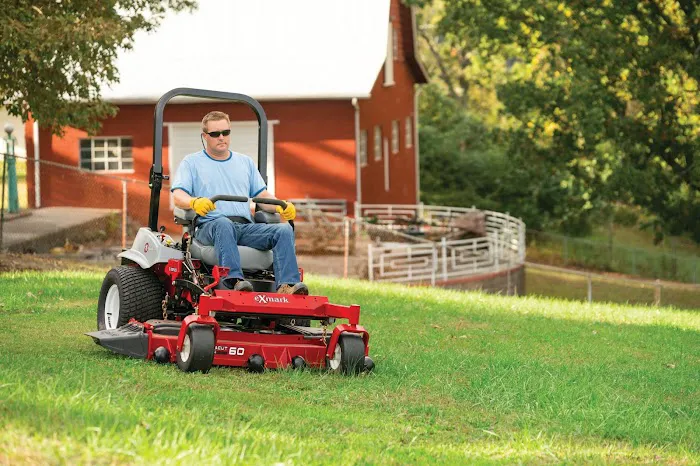 Plowz & Mowz - Snow Plowing and Lawn Care Service Picture 4