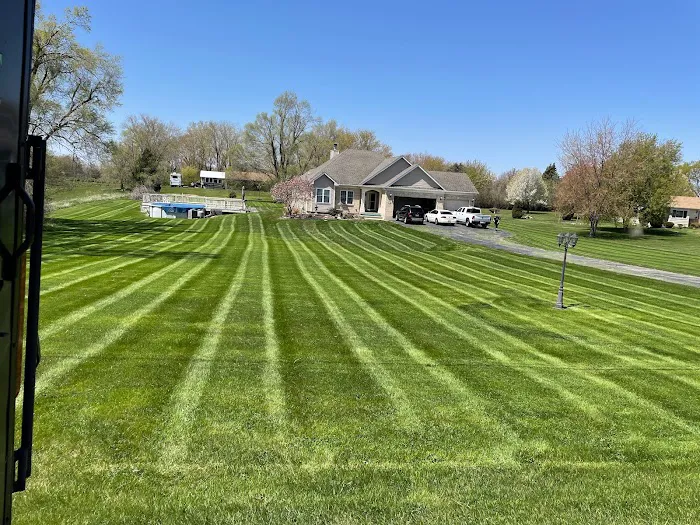 H&L Lawn Care Picture 10