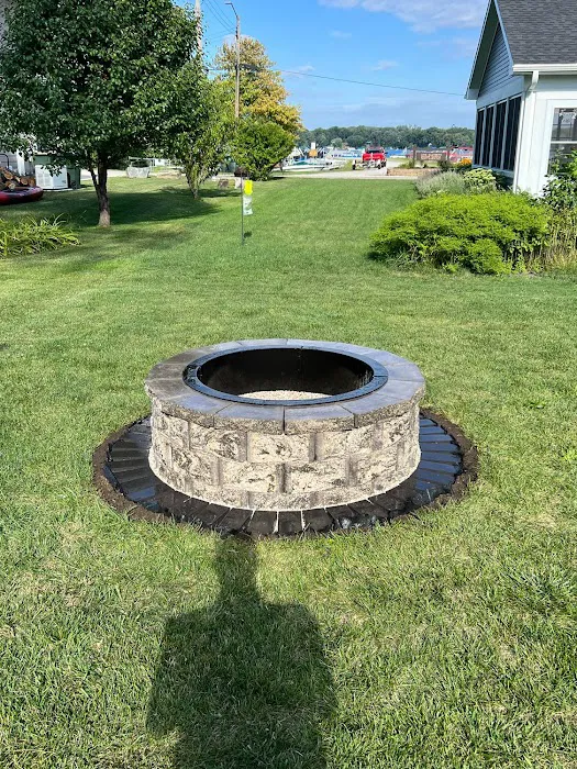 H&L Lawn Care Picture 5