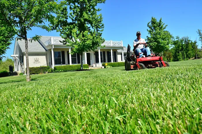 Stohr's Lawn Service, Inc Picture 3