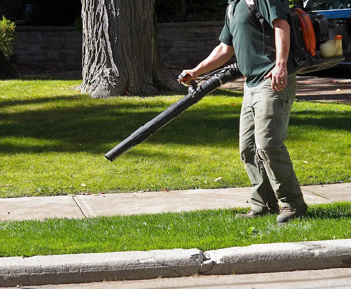 Stohr's Lawn Service, Inc Picture 7