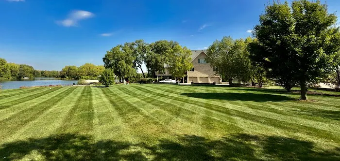 Grams Lawn Service LLC Picture 3