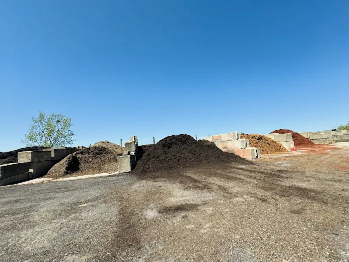 Premier Landscape Store Picture 4