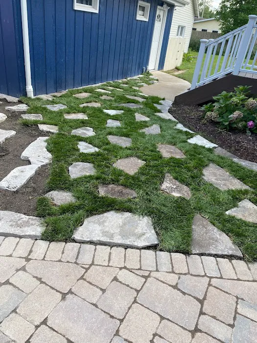 MendozaLandscaping LLC Picture 3