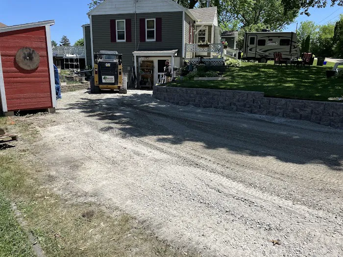Lunda Landscaping & Construction Picture 5