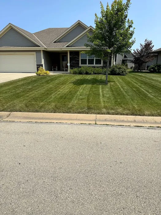 Augusta Lawn Care Services Of Racine Picture 7