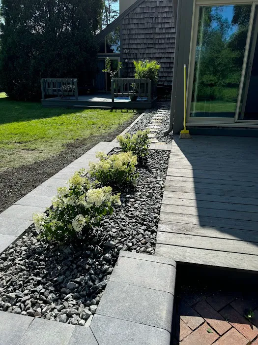 Dresen Landscaping, LLC Picture 7