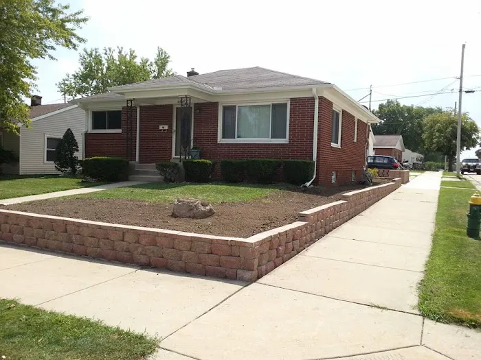 Belle City Lawn Care, LLC Picture 8