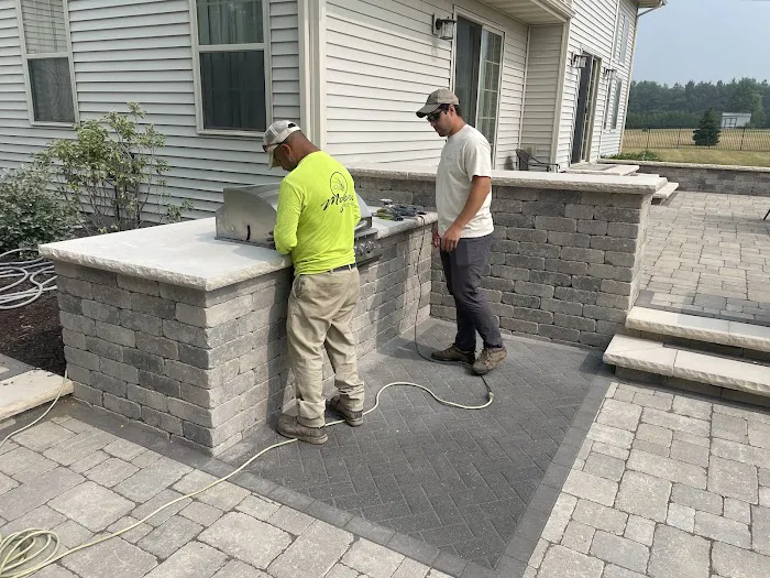 Myers Landscaping Picture 6