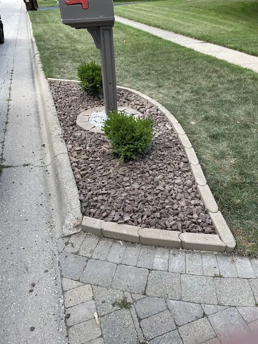 Ramos & Sons Landscaping Picture 1