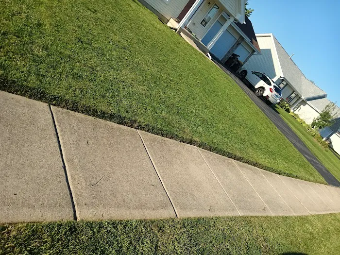 U.R.B. Brothers Landscaping Picture 5