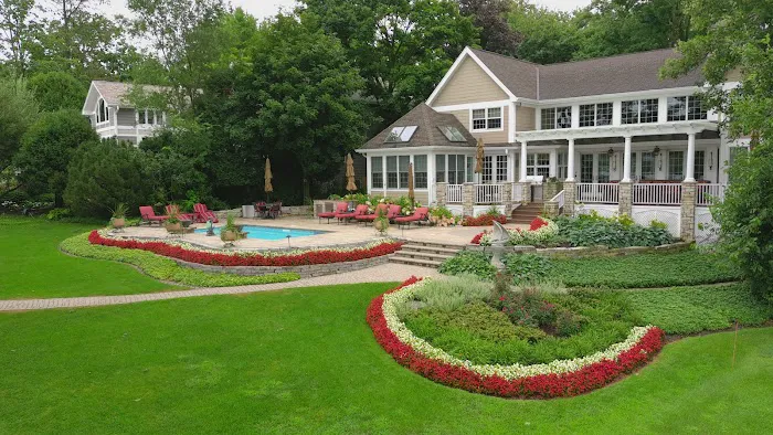 Gunnar Olsen Landscaping Picture 4