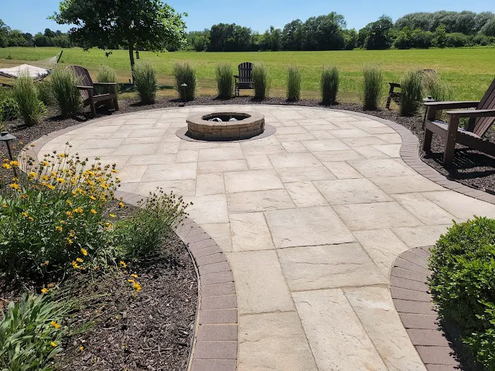 Golden Tree & Landscape INC. Picture 3