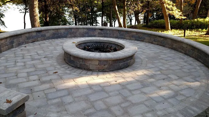 Createscape Landscaping Service, Inc Picture 2