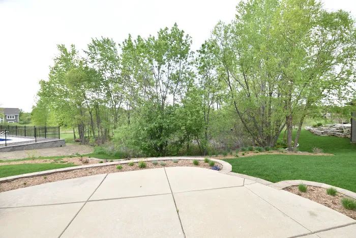 Createscape Landscaping Service, Inc Picture 6