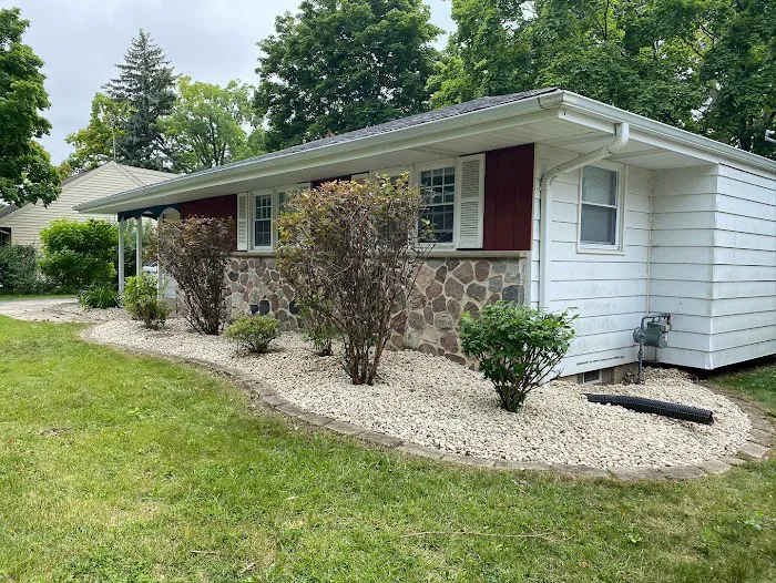 Sadler Landscaping LLC Picture 4