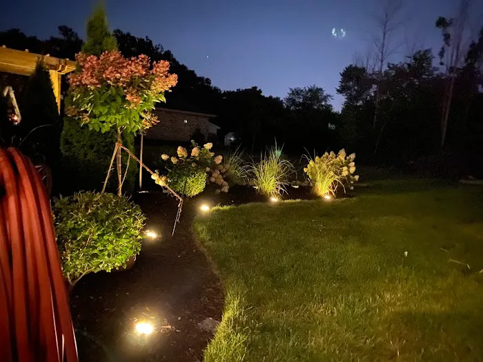 Sadler Landscaping LLC Picture 2