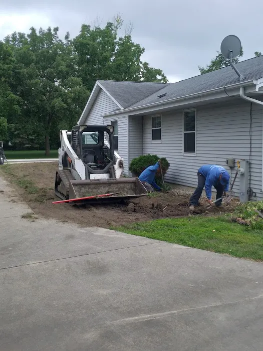Luna Brother Landscaping, snow removal in racine wi, hardscaping service in racine wi Picture 1
