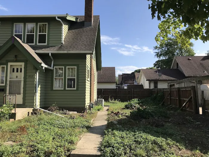 Luna Brother Landscaping, snow removal in racine wi, hardscaping service in racine wi Picture 7
