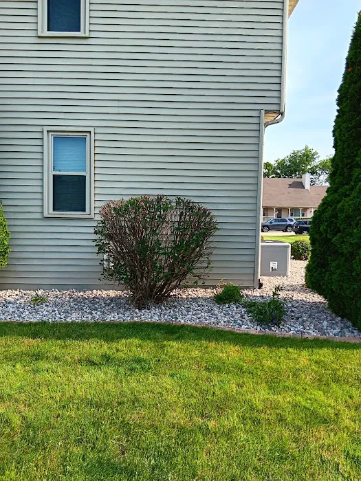 Luna Brother Landscaping, snow removal in racine wi, hardscaping service in racine wi Picture 6