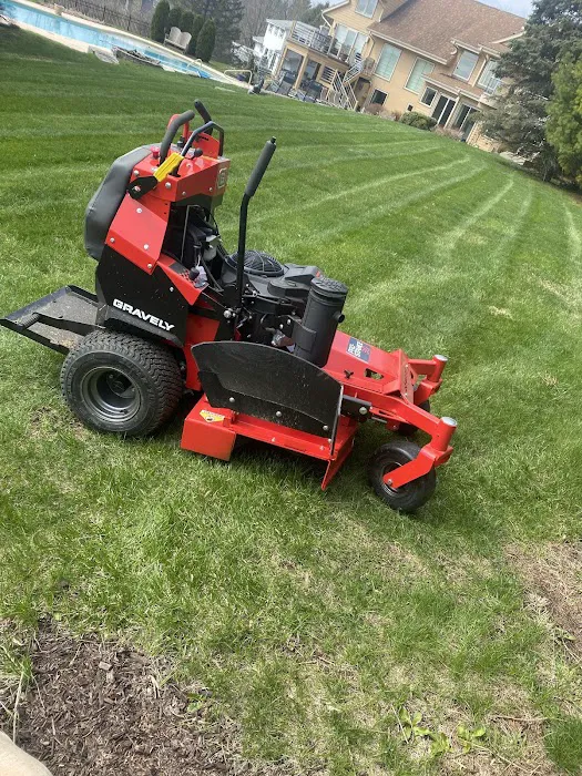 Guttuso's Yard Service LLC Picture 8