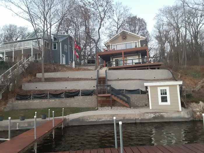 MH Landscaping LLC Picture 7