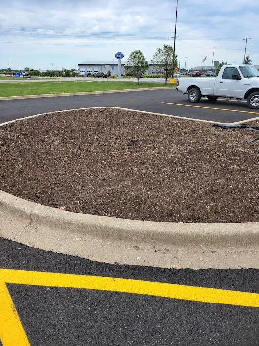 Angel lopez landscaping Picture 2