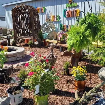 H&S Garden and Landscape Center Picture 1