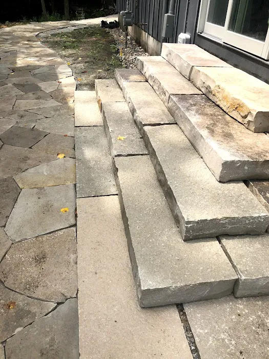 Healy's Landscaping Picture 1