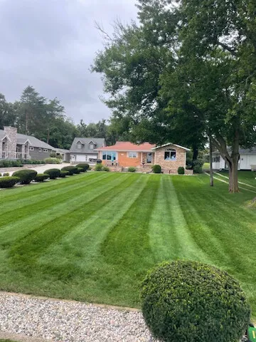 Scherf's Lawn Service Picture 3