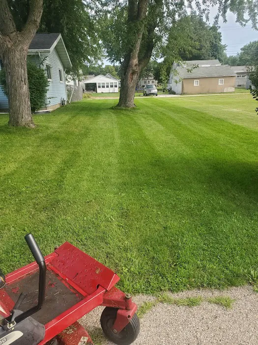 KN LAWN CARE Picture 9
