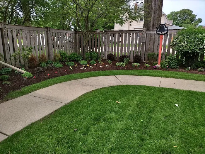 Eri M. Lawn services & Landscaping Picture 5