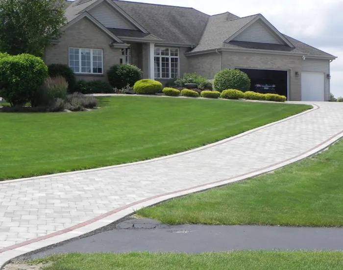 Foss Landscapes Inc. Picture 1