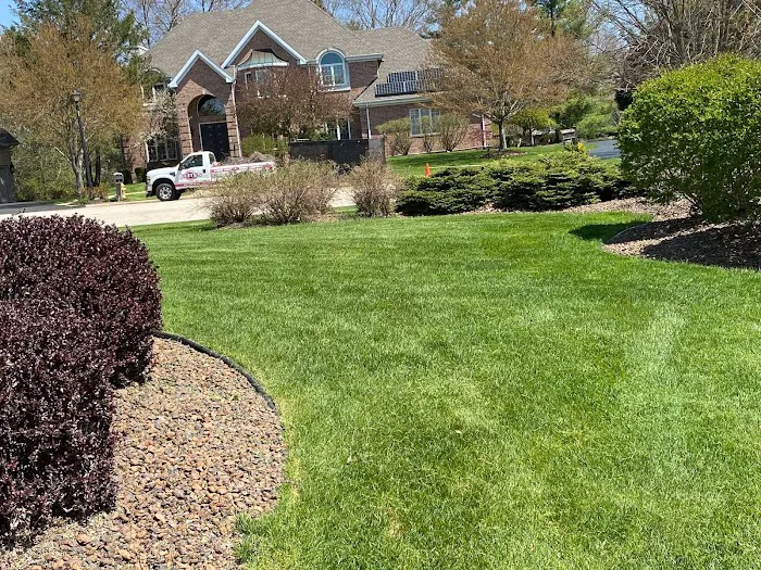 Elites Lawncare and Snow Removal Picture 9