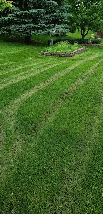 A & A LawnCare Picture 3