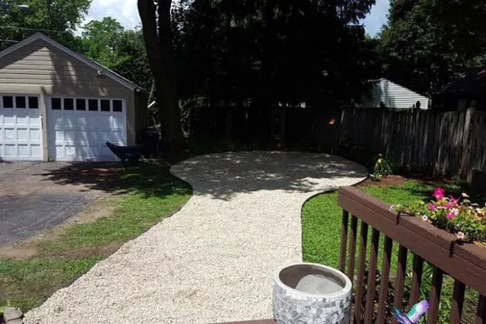 Sharp Cuts Lawn & Landscaping Picture 9