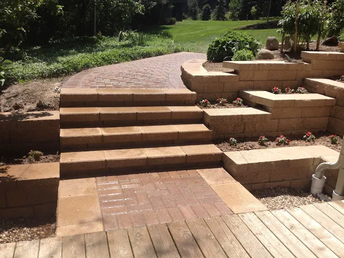 shan concrete & landscaping Picture 5