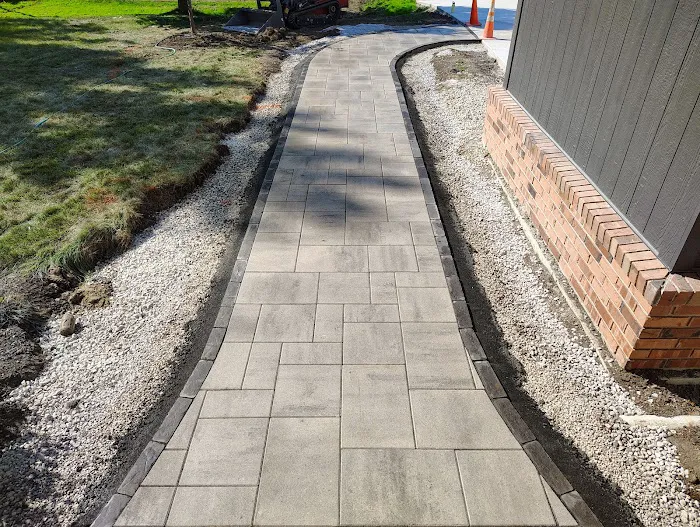 New Vision Landscaping Picture 7