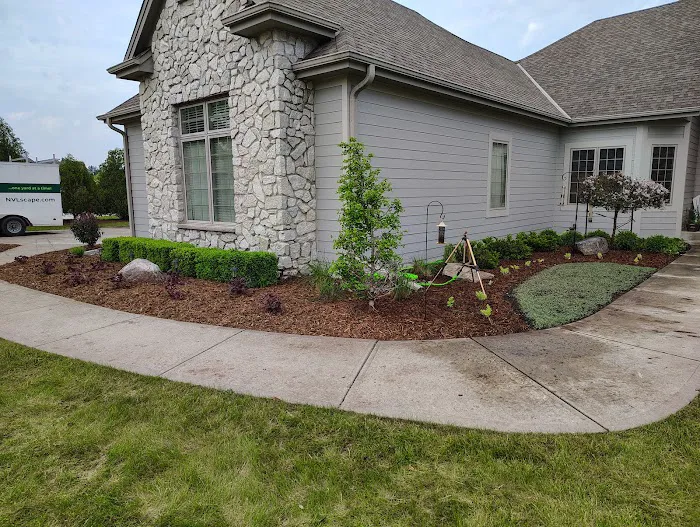 New Vision Landscaping Picture 10