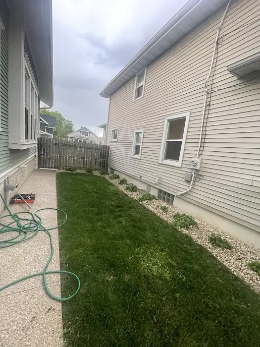 Spring Lawn Care Service LLC Picture 9