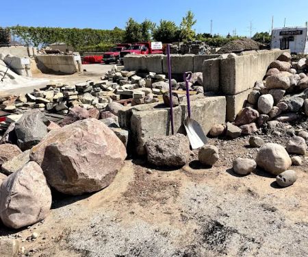 Advance Landscape Center, Sod, Mulch & Topsoil