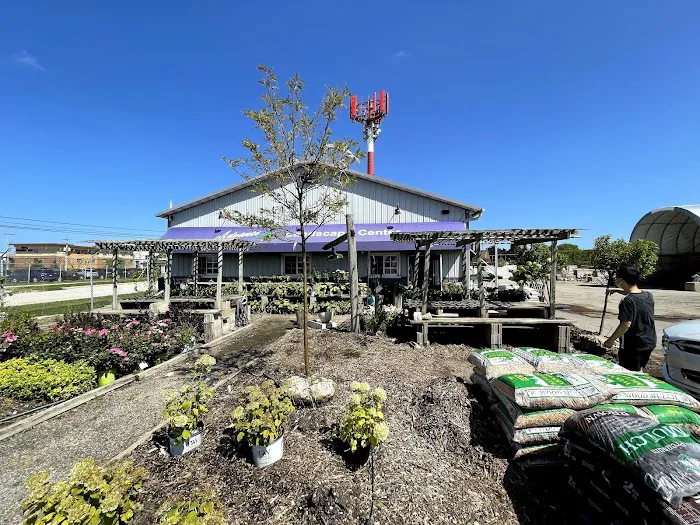 Advance Landscape Center, Sod, Mulch & Topsoil Picture 6