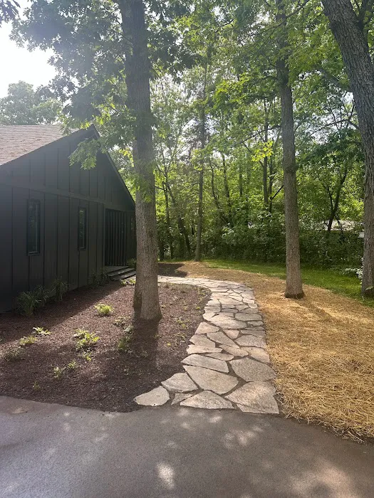 Sugar Creek Landscaping Picture 4