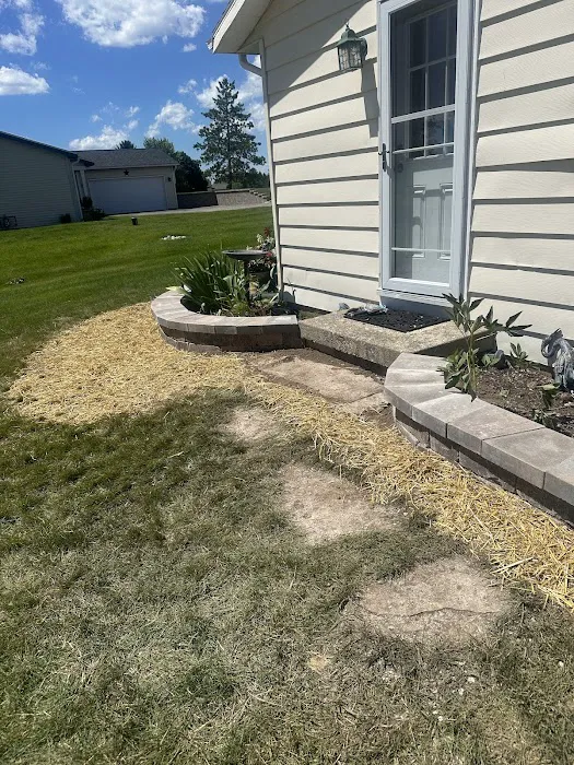 Sugar Creek Landscaping Picture 9