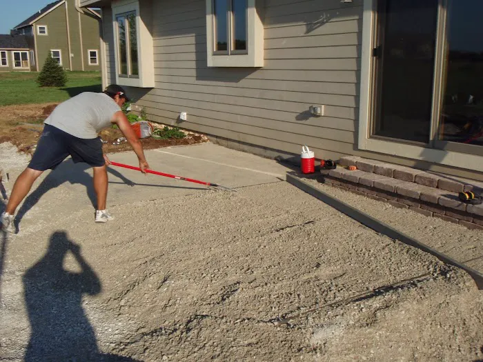 Bob's Grading, Inc. Picture 2