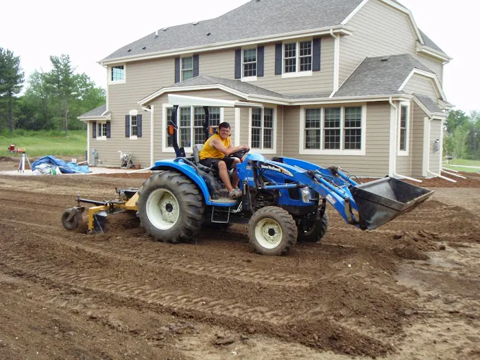 Bob's Grading, Inc. Picture 3